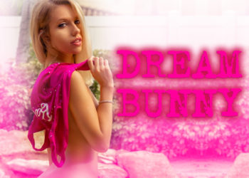 EXCLUSIVE! A DAY AT THE POOL WITH DREAM BUNNY!